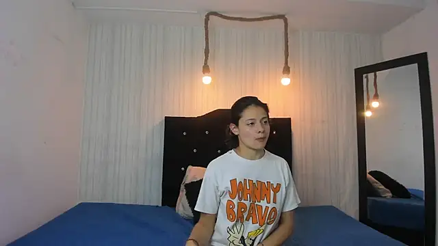 nicky angel1 online show from March 2025 09:43:02 PM