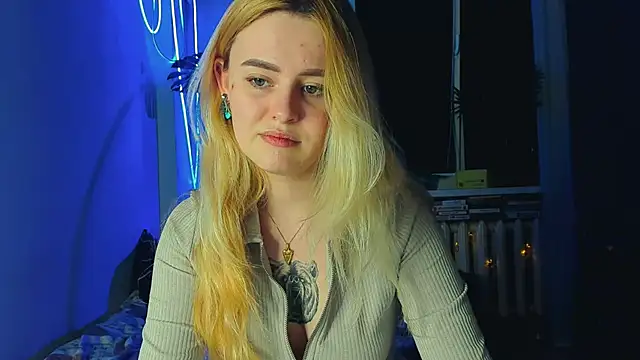 Snapshot of Alexa_Pirs chatting on March 2025 09:14:02 PM Alexa Pirs online show from March 2025 09:14:02 PM