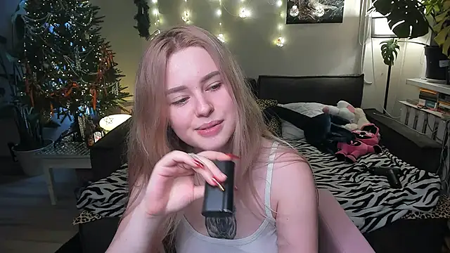 Snapshot of Alexa_Pirs chatting on January 2026 03:17:01 PM Alexa Pirs online show from January 2026 03:17:01 PM