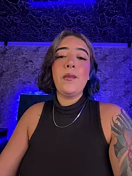 Snapshot of Scarlett-LS chatting on May 2026 03:15:01 AM Scarlett-LS online show from May 2026 03:15:01 AM