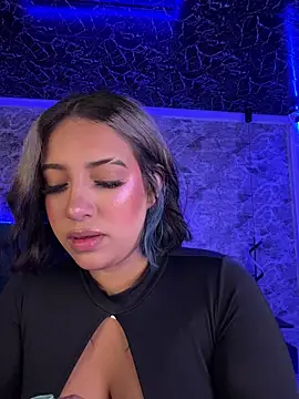 Snapshot of Scarlett-LS chatting on July 2026 01:54:01 AM Scarlett-LS online show from July 2026 01:54:01 AM