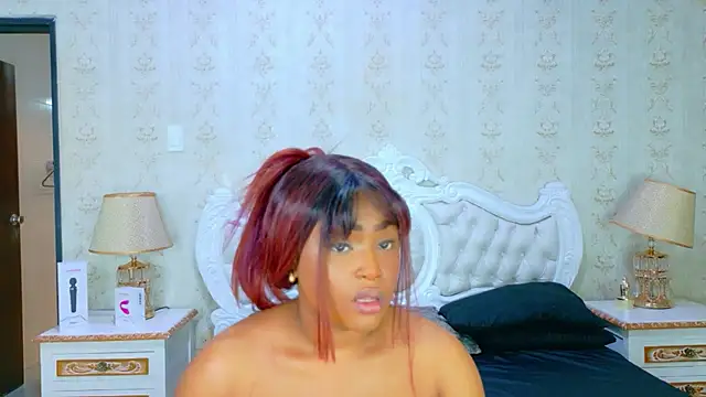 Snapshot of TianahGlow chatting on February 2026 08:46:02 PM TianahGlow online show from February 2026 08:46:02 PM