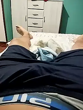 Snapshot of Luiyi1997 chatting on February 2025 03:50:02 AM Luiyi1997 online show from February 2025 03:50:02 AM