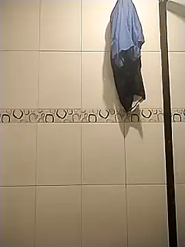 Snapshot of Luiyi1997 chatting on February 2025 04:22:02 PM Luiyi1997 online show from February 2025 04:22:02 PM