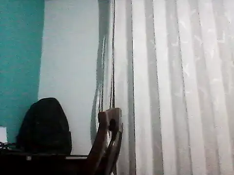 Snapshot of Luiyi1997 chatting on February 2025 02:45:01 AM Luiyi1997 online show from February 2025 02:45:01 AM