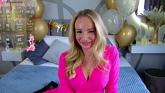 WoW  JuliaBlonde online show from March 2026 03:21:02 AM