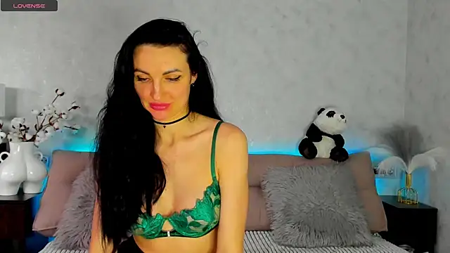 Tina Mart online show from April 2026 12:29:02 PM