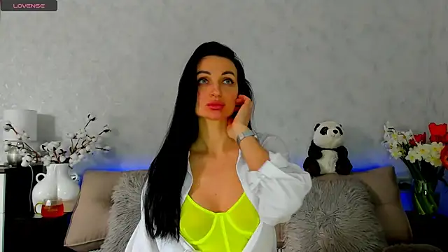 Tina Mart online show from May 2026 11:59:02 AM