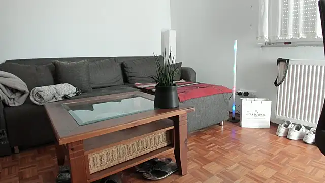 Snapshot of molicaremolicare chatting on November 2025 10:36:01 AM molicaremolicare online show from November 2025 10:36:01 AM