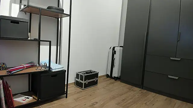 Snapshot of molicaremolicare chatting on February 2026 05:05:02 PM molicaremolicare online show from February 2026 05:05:02 PM