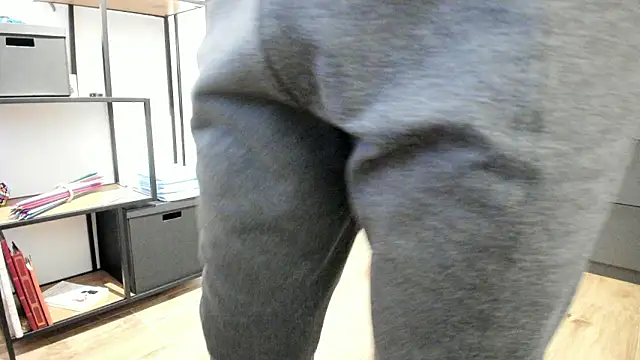 Snapshot of molicaremolicare chatting on February 2026 04:44:02 PM molicaremolicare online show from February 2026 04:44:02 PM