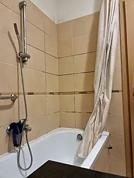 Snapshot of Budibudi5 chatting on February 2025 05:53:01 PM Budibudi5 online show from February 2025 05:53:01 PM