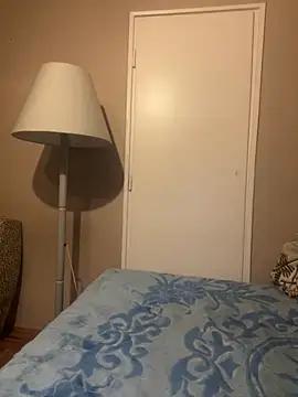 Snapshot of Budibudi5 chatting on November 2025 10:15:01 PM Budibudi5 online show from November 2025 10:15:01 PM