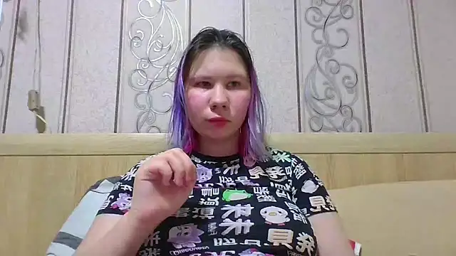 Little kitsune1707 online show from September 2025 05:49:01 PM