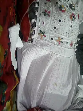 Snapshot of lovely----bhabhi chatting on December 2025 03:52:01 PM lovely----bhabhi online show from December 2025 03:52:01 PM