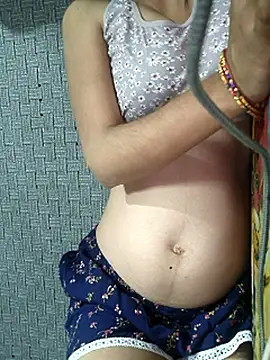 Snapshot of lovely----bhabhi chatting on February 2026 04:15:02 PM lovely----bhabhi online show from February 2026 04:15:02 PM