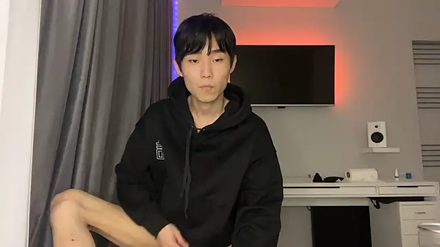 Snapshot of Brian_Stars chatting on February 2025 06:20:02 PM Brian Stars online show from February 2025 06:20:02 PM