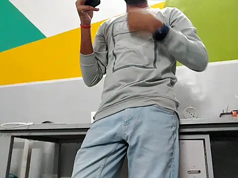 Snapshot of Lustyluckyy chatting on February 2025 02:14:02 PM Lustyluckyy online show from February 2025 02:14:02 PM