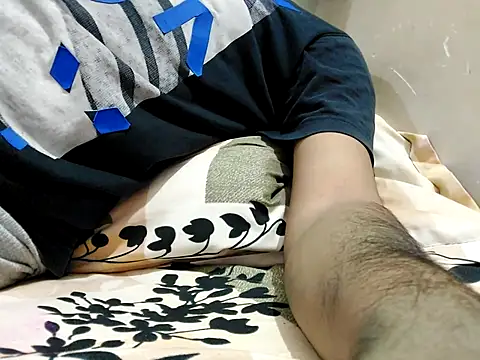 Snapshot of Lustyluckyy chatting on March 2025 06:07:02 PM Lustyluckyy online show from March 2025 06:07:02 PM