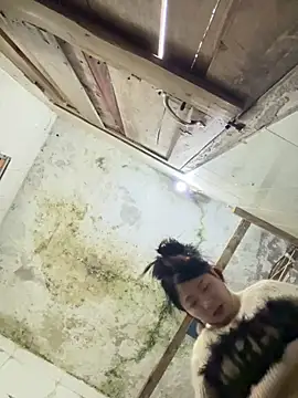 Snapshot of jinj-a chatting on March 2025 09:52:02 AM jinj-a online show from March 2025 09:52:02 AM