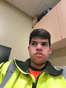 Snapshot of lancebrek chatting on March 2025 10:06:02 AM lancebrek online show from March 2025 10:06:02 AM