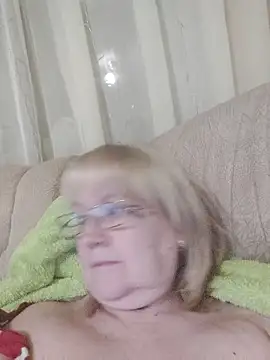 Violet5364 online show from December 2025 08:39:01 PM