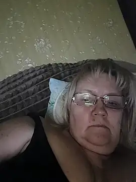 Violet5364 online show from April 2026 08:29:01 PM