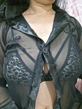 Snapshot of Jassi_Does chatting on March 2026 09:47:02 PM Jassi Does online show from March 2026 09:47:02 PM