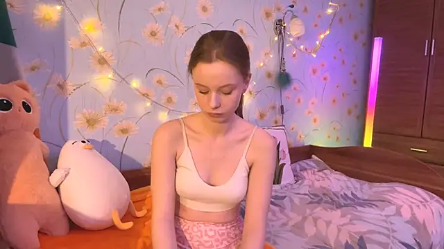 BeckyDwinell online show from February 2025 09:30:02 AM