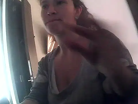 Snapshot of Cielo_carpentier69 chatting on October 2025 03:46:02 PM Cielo carpentier69 online show from October 2025 03:46:02 PM