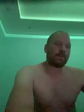 Snapshot of Krzysiekg123 chatting on October 2025 09:48:02 PM Krzysiekg123 online show from October 2025 09:48:02 PM