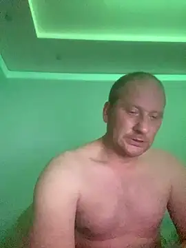 Krzysiekg123 online show from January 2026 04:06:01 AM