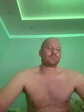 Krzysiekg123 online show from February 2026 09:11:01 PM