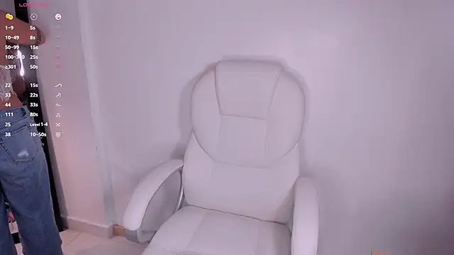 julietaevanns online show from March 2025 03:34:02 AM