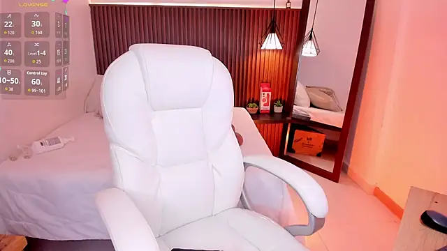 julietaevanns online show from February 2026 03:35:02 AM