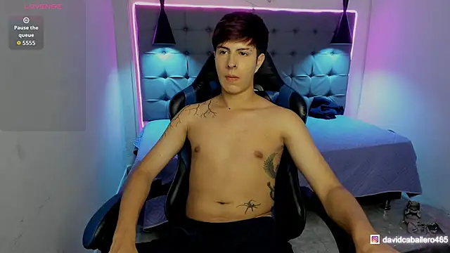 Estiv18  online show from February 2026 11:58:01 PM