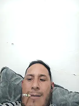 flavio90aaa online show from February 2025 04:25:01 AM