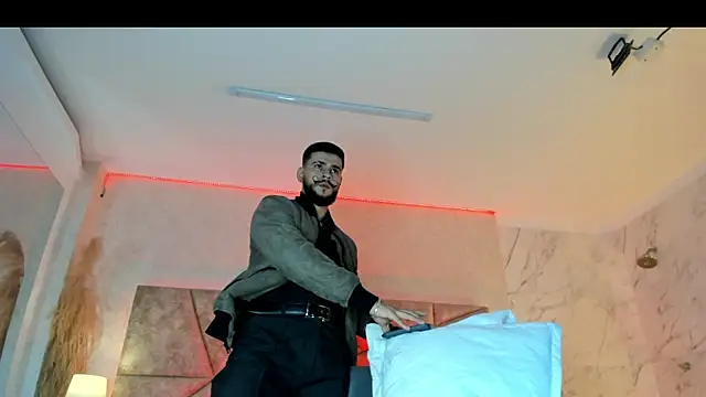 Snapshot of DickGriffith_ chatting on January 2026 12:20:01 PM DickGriffith online show from January 2026 12:20:01 PM