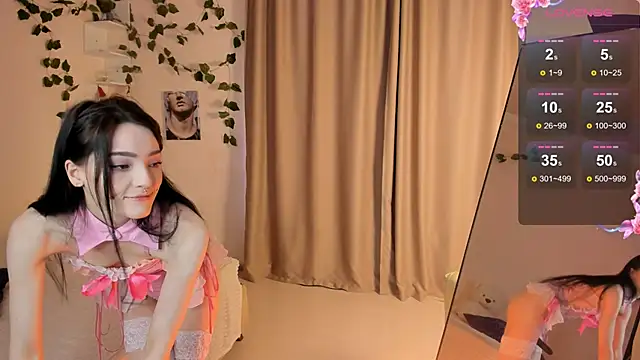 Snapshot of Bella__Faith chatting on March 2025 05:55:02 AM Bella Faith online show from March 2025 05:55:02 AM