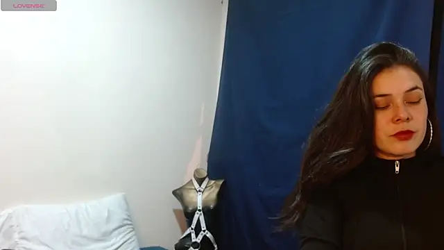 SamanthaGreen- online show from March 2025 04:15:02 AM