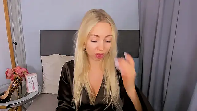 MargaritaRose online show from May 2026 05:14:02 AM
