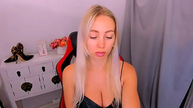 MargaritaRose online show from July 2026 07:23:02 AM