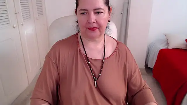 leonela 69 online show from June 2026 12:22:01 PM