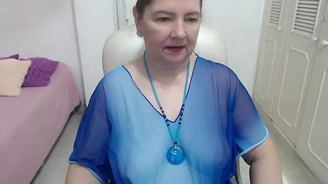 leonela 69 online show from July 2026 10:34:01 PM