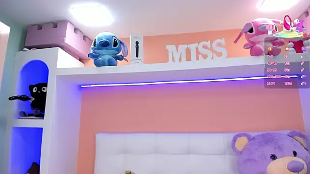 miss   megan online show from March 2025 05:52:02 AM