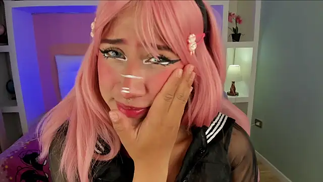 miss   megan online show from December 2025 02:07:02 AM