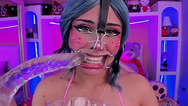 miss   megan online show from May 2026 02:40:02 AM
