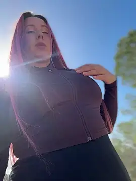 Snapshot of Mona_Plus chatting on March 2026 09:42:02 AM Mona Plus online show from March 2026 09:42:02 AM