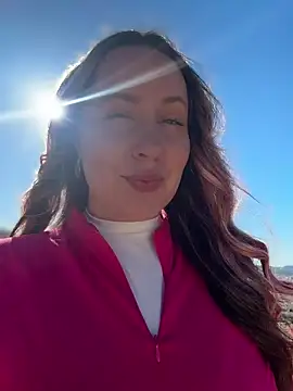 Snapshot of Mona_Plus chatting on April 2026 08:23:02 AM Mona Plus online show from April 2026 08:23:02 AM