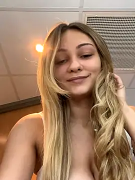 Snapshot of skyemorgan01 chatting on November 2025 12:15:02 PM skyemorgan01 online show from November 2025 12:15:02 PM